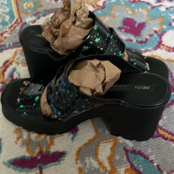 Miista Made In Spain Speckle Black Glitter
Iridescent Platform Sandals-Size 39 - Picture 13 of 14